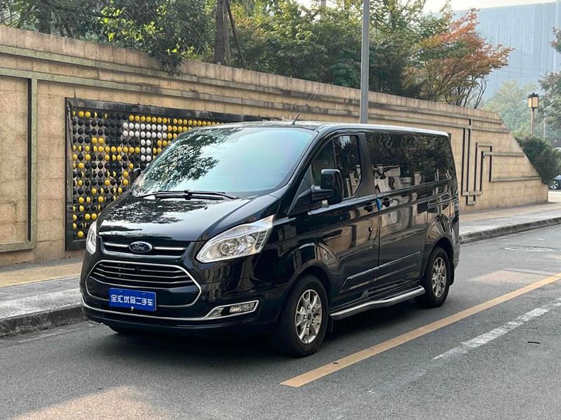 Ford Tourneo Saincheaptha 2024