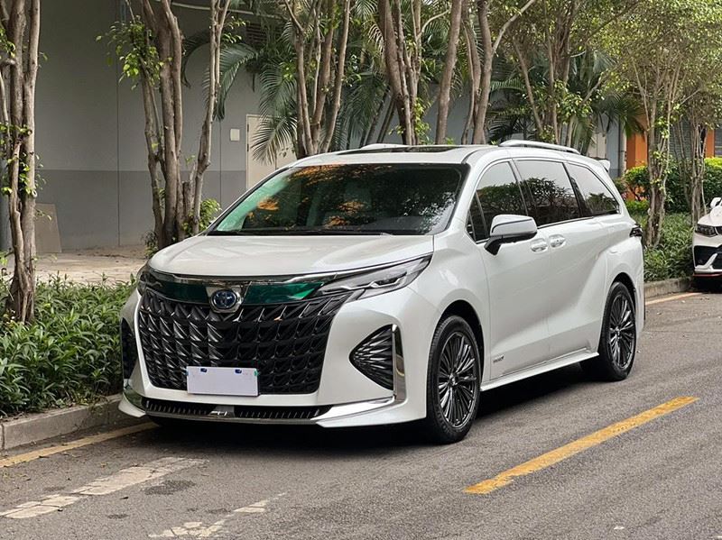 Toyota Sienna Sienna 2.5L Hibrid Comfort 2023